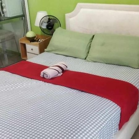 Sm Bicutan Rooms By M Манила Экстерьер фото
